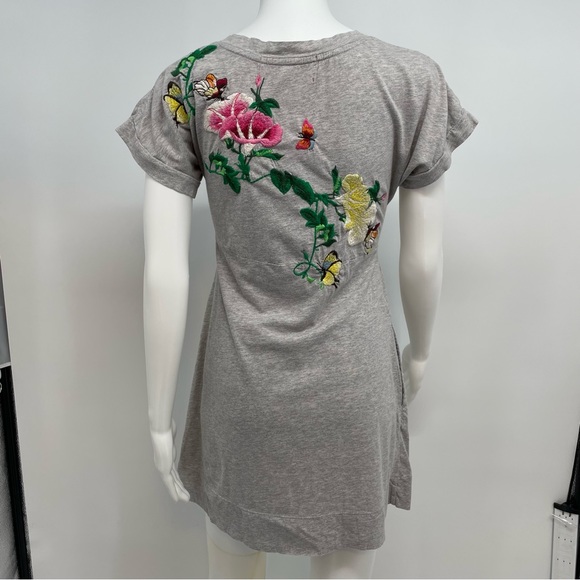 JWLA Made With Love Size S Tunic Top Embroidered Floral Pockets V Neck - Picture 2 of 10